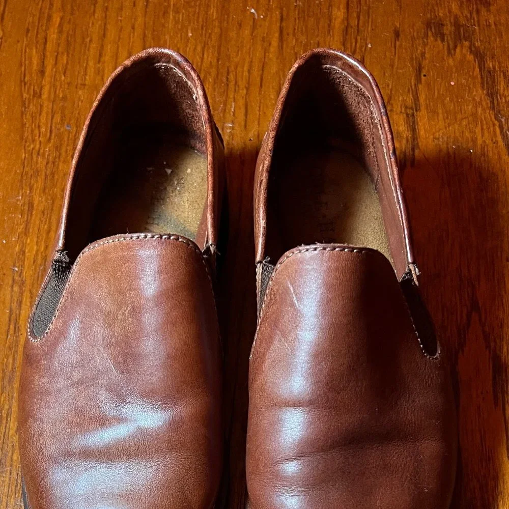 Cole Haan loafer size 5.5 tan